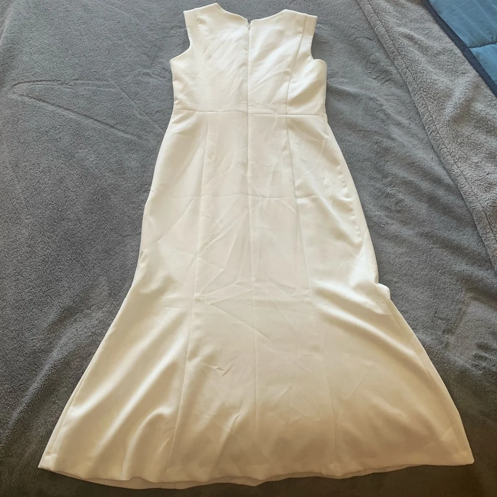 Banana Republic Midi Dress with Gold Buttons - Cream, size 6 - Picture 7 of 9